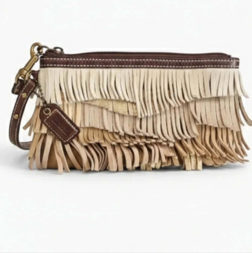 Coach Vintage 9155 Suede Fringe Wristlet Like New